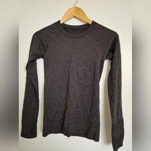 EUC Lululemon rest less pullover in black